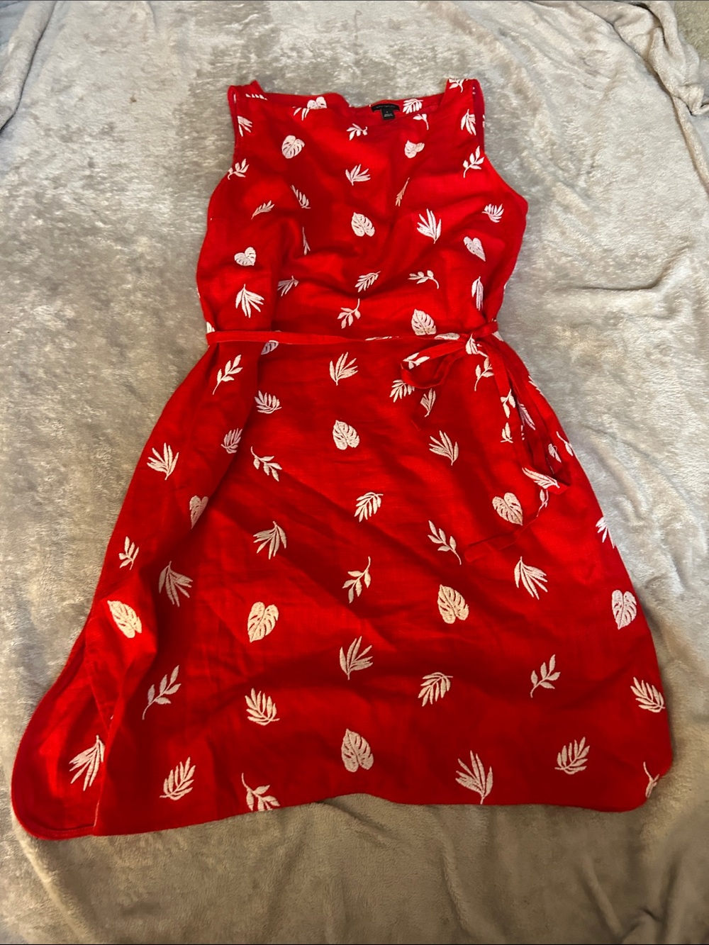 Ann Taylor linen blend embroidered dress